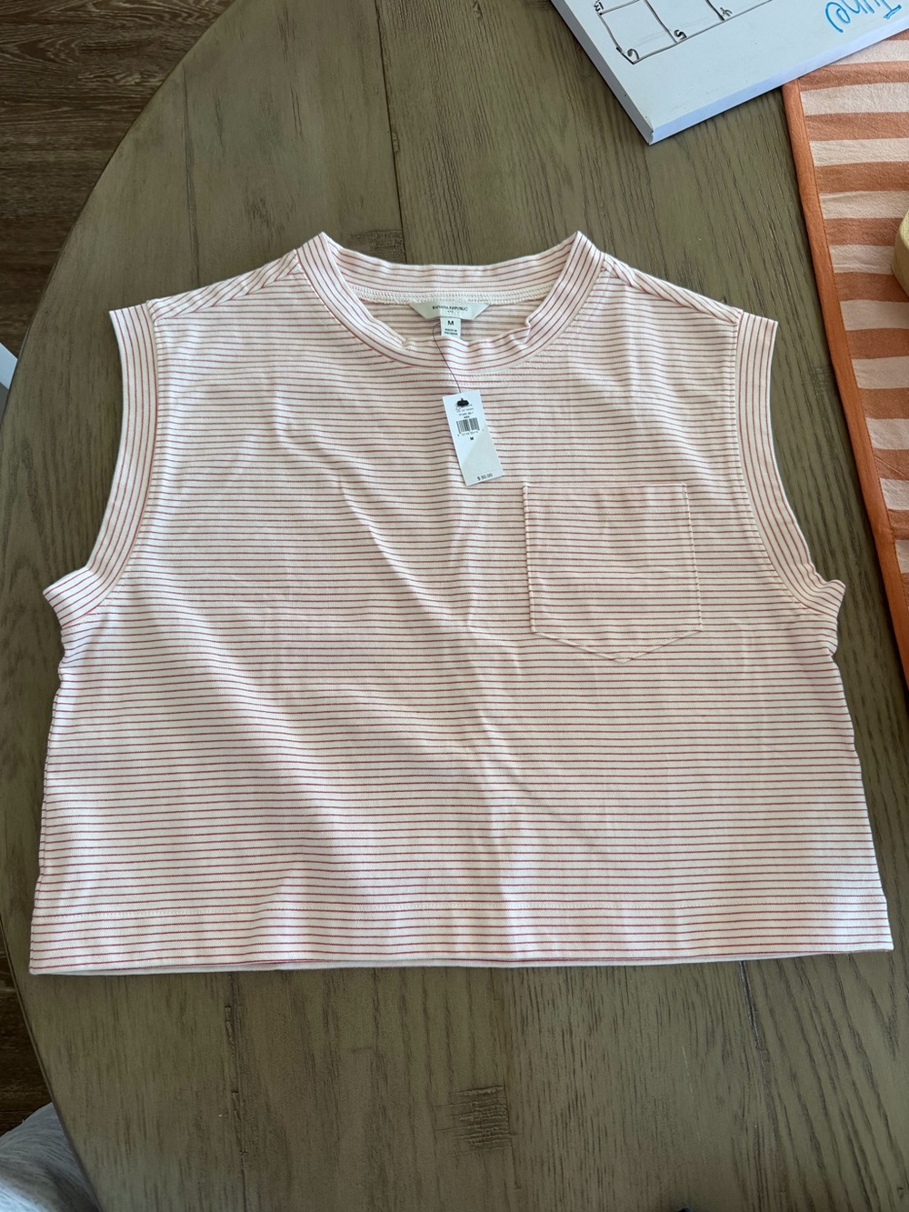 Gap Everyday Sleeveless cropped Stripe Pocket Tank - Pink and white sz medium